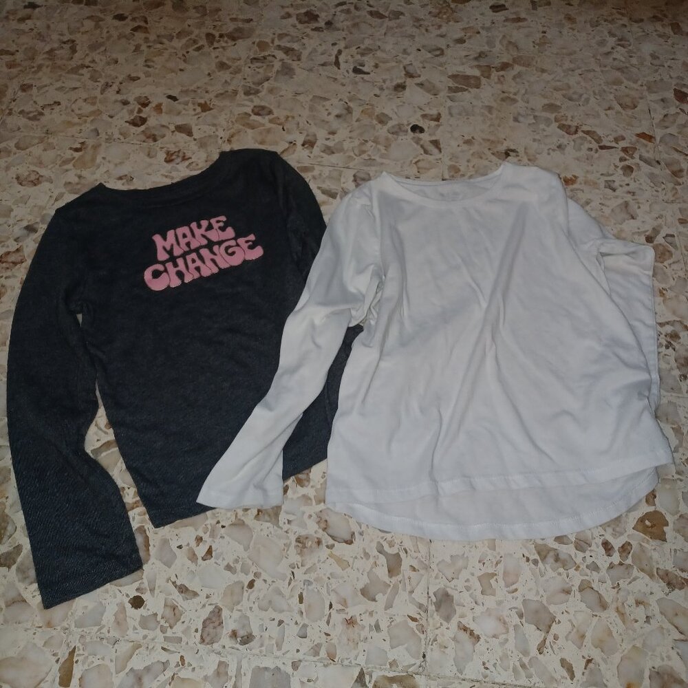 Old Navy Girl's Long Sleeve Tee Bundle of 2 Both Medium